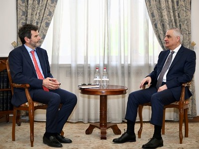 Вице-премьер Армении и представитель Европейского банка реконструкции и развития обсудили совместные программы