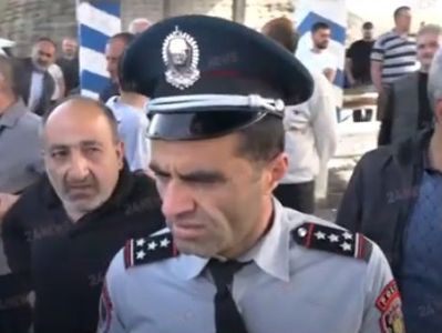 Ситуация на участке Раздана автодороги Ереван-Севан накалилась