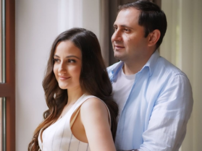 Happy birthday love. Սուրեն Պապիկյանի կինը շնորհավորել է ամուսնու ծննդյան օրն ու համատեղ լուսանկար հրապարակել