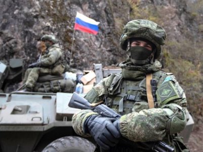 Источник: Военнослужащих из российской базы в Армении, выполнявших миссию в Карабахе, отправляют на Украину