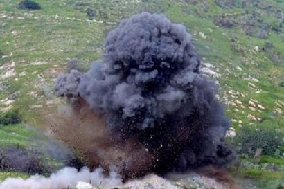 В результате взрыва боеприпаса в Нахиджеване погибли двое азербайджанцев