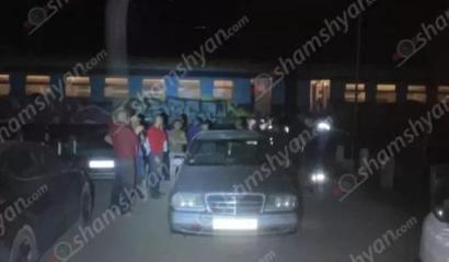 Սուրենավանում բախվել են մարդատար գնացքն ու «Mercedes»-ը․ պարեկները սահմանազատել են տարածքը
