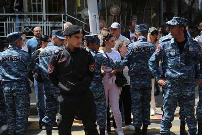 «Հրապարակ». Մարզպետներին հրահանգել են «կոնտր-մասսովկաներ» ապահովել