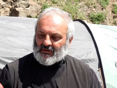 «Տավուշը հանուն Հայրենիքի»-ն հերքում ու ներողություն է պահանջում Բագրատ Սրբազանի մասին սուտ լուր տարածած ՔՊ-ականից