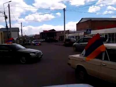 «Տավուշը՝ հանուն հայրենիքի» շարժման աջակիցները Գեղարքունիքում ավտոերթ են անցկացնում