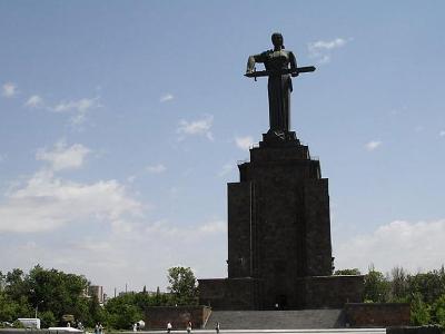 Օպերայի շենքը եւ «Մայր Հայաստան» հուշարձանը գեղարվեստական լուսավորություն կունենան