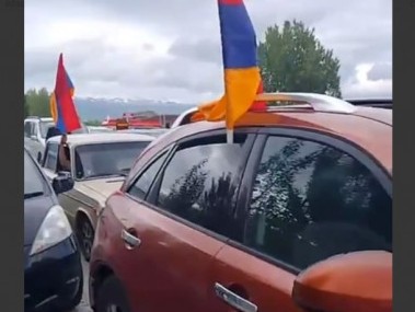 Граждане перекрыли трассу Ереван-Апаран