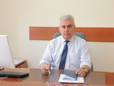 Սամվել Դանիելյանին ազատվելու պահանջ է ներկայացվել, քանի որ նա ողջագուրվել է Բագրատ Սրբազանի հետ. Թամամյան
