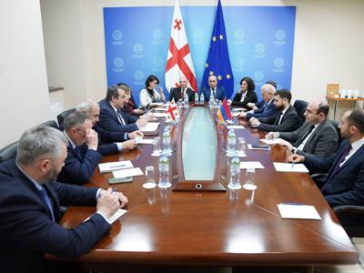 Սահմանազատման գործընթացը երկկողմ օրակարգի առաջնահերթություն է. Քաղաքական խորհրդակցություններ՝ Հայաստանի և Վրաստանի միջև