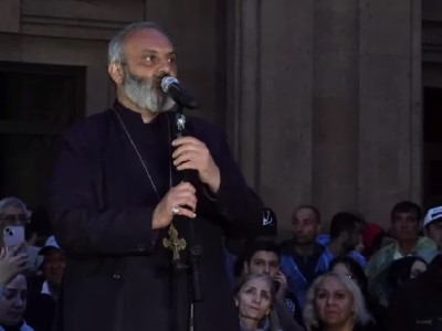 Более 100 ученых присоединились к движению архиепископа Баграта