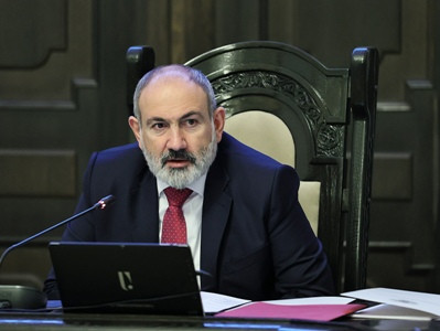 Пашинян: Надеемся, что карабахские соотечественники найдут работу в РА