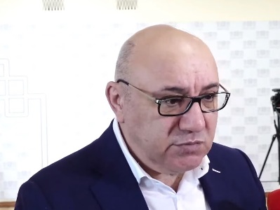 Թող անվանական ցանկը հրապարակի, թե ում հետ է ուզում հանդիպել. Գուրգեն Արսենյանը՝ Բագրատ Սրբազանի մասին