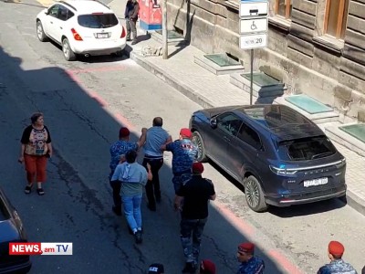 Special police detain Armenia opposition MP by dragging, hitting him