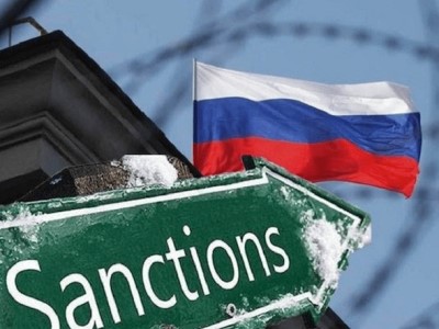 EU imposes new sanctions on Russia