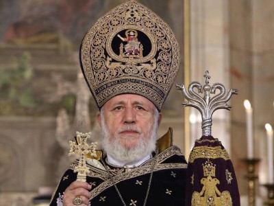 Այսօր հրամայական է, որ միասնական, աննկուն ու հաստատակամ լինենք՝ ընդդեմ մեր կյանքը փոթորկող մարտահրավերների․ Գարեգին Բ