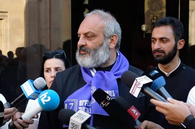 Կհեռանա, խելոք է. Բագրատ Սրբազան