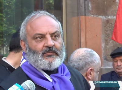 Եթե որեւէ տեսակի բախում, քաղաքացիական պատերազմ լինի, իշխանություն կոչվածն է պատասխանատու, Իրենց վզին է դա. Սրբազան