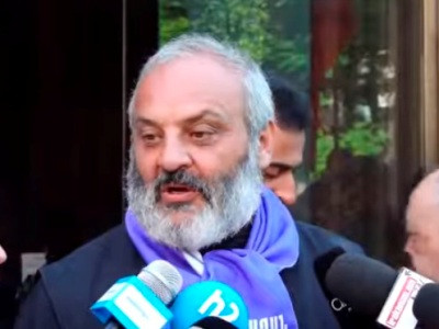 Armenia PM’s impeachment process is in progress, Archbishop Bagrat Galstanyan says