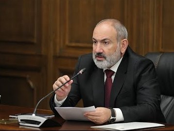 Այսօր կղերաֆեոդալական համակարգը բունտ է անում, ասում է՝ դուք ի՞նչ իրավունք ունեք մտածել․ Փաշինյան