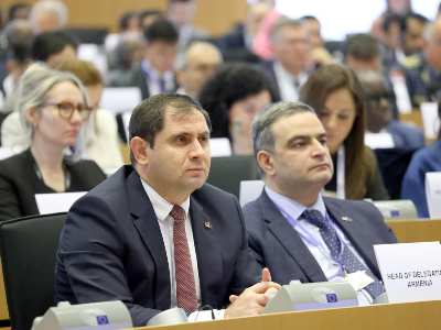 Armenia minister attends Schuman Security and Defence Forum opening ceremony (PHOTOS)