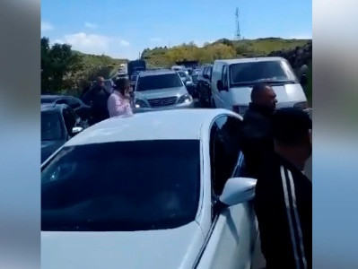 Քաղաքացիները արգելափակել են Երևան-Վարդենիս մայրուղու Նորատուսի հատվածը