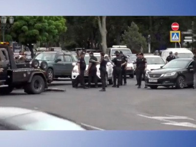 Police are impounding demonstrators' cars from Yerevan Republic Square