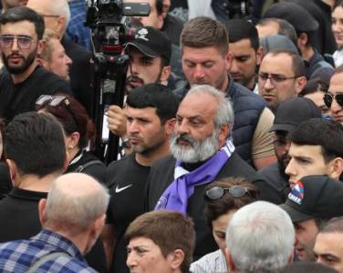 Newspaper: Armenia law enforcement system secretly sympathizes with Archbishop Bagrat Galstanyan