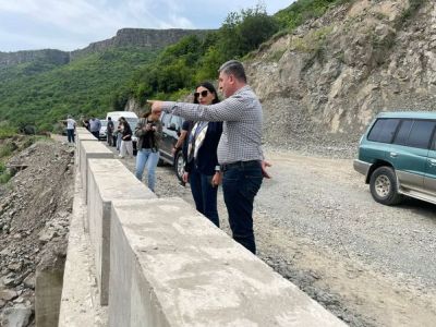 ՏԿԵ նախարարը շարունակում է այցելությունները հեղեղումներից տուժած բնակավայրեր