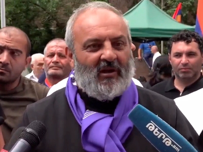 Ո՞վ է դա, ի՞նչ է, ի՞նչ կերպարանք ունի. Բագրան Սրբազանը՝ Վահագն Ալեքսանյանի մասին