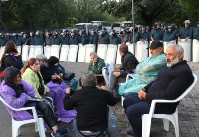 Yerevan’s Marshal Baghramyan Avenue blocked by opposition movement for 3rd day already