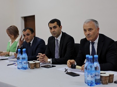 Իմ հորդորն է ձեզ` մնալ, ապրել ու աշխատել Մարտունիում. Գեղարքունիքի մարզպետը՝ արցախցիներին
