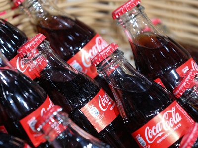Coca-Cola-ն 2022 թվականին հեռանալուց հետո Ռուսաստանում վերստին գրանցում է իր ապրանքային նշանները