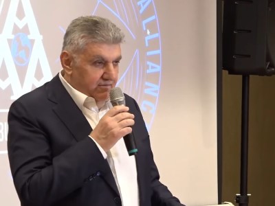 Մենք պետք է օգնենք արքեպիսկոպոս Բագրատ Գալստանյանին կատարել իր առաքելությունը. Արա Աբրահամյան