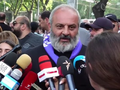 Лидер движения «Во имя Родины»: Нас не интересуют здания, находящиеся там люди должны дать ответ