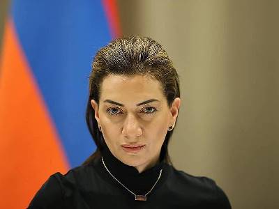 Супруга премьер-министра Армении опубликовала фотографии с женами министра обороны и спикера парламента