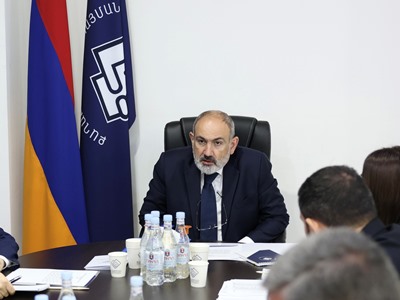 Никол Пашинян провел заседание правления партии «Гражданский договор»