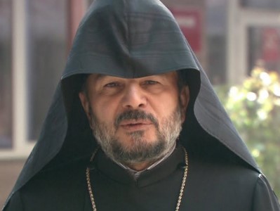 Епископ Вртанес Абрамян призвал арцахцев к сплоченности