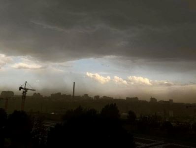 Гагик Суренян обнародовал фотографию: Сверхмощная гроза Еревана