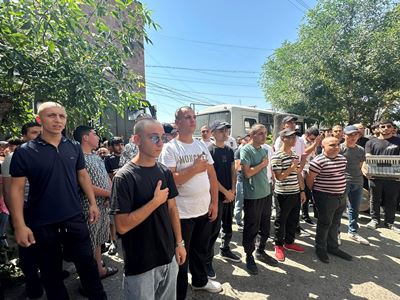 Հայրենիքին ծառայելը միշտ պատվի ու փառքի գործ է․ Արարատի մարզում մեկնարկել է 2024թ. ամառային զորակոչը (ֆոտո)