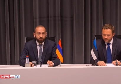 FM: Armenia ready to establish diplomatic relations, open borders with Turkey