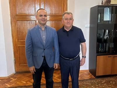 ԳԱԱ նախագահ Աշոտ Սաղյանը հյուրընկալել է Զարեհ Սինանյանին