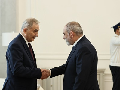 Пашинян принял генсека Организации Черноморского экономического сотрудничества