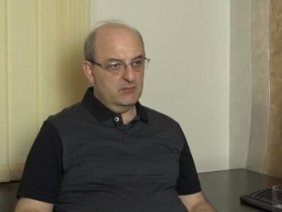 Политтехнолог: Сегодня прийти к власти в Армении путем уличного давления невозможно