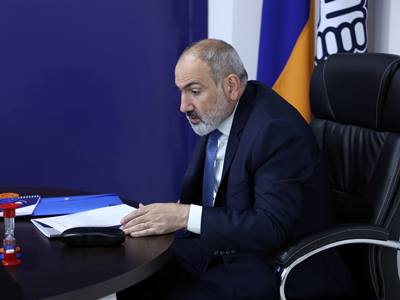 Пашинян провел заседание правящей партии