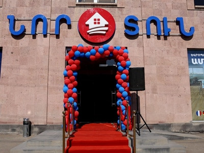 Կրկնակի ընդարձակ սրահներով վերաբացվել է Նոր Տուն խանութների ցանցի Գյումրու մասնաճյուղը (ֆոտո)