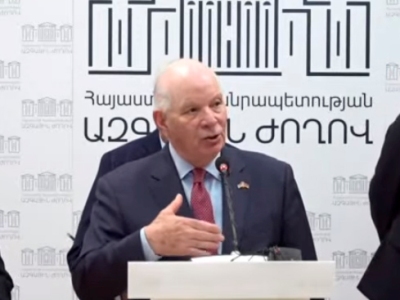 Американский сенатор в Ереване заявил, что Россия «не является другом в достижении соглашения с Азербайджаном»