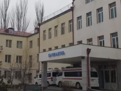 В Армении 7 членов семьи были госпитализированы, скончалась 4-летняя девочка