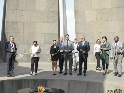 Netherlands legislature delegation visits Armenian Genocide Memorial in Yerevan