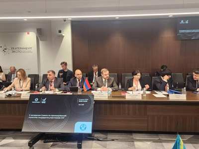 Папоян: Армения стремится участвовать в развитии промышленности не только на национальном, но и международном уровне