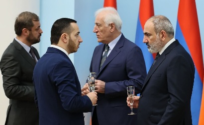 Տեղի է ունեցել Մխիթար Հայրապետյանի և Գևորգ Պապոյանի երդման արարողությունը